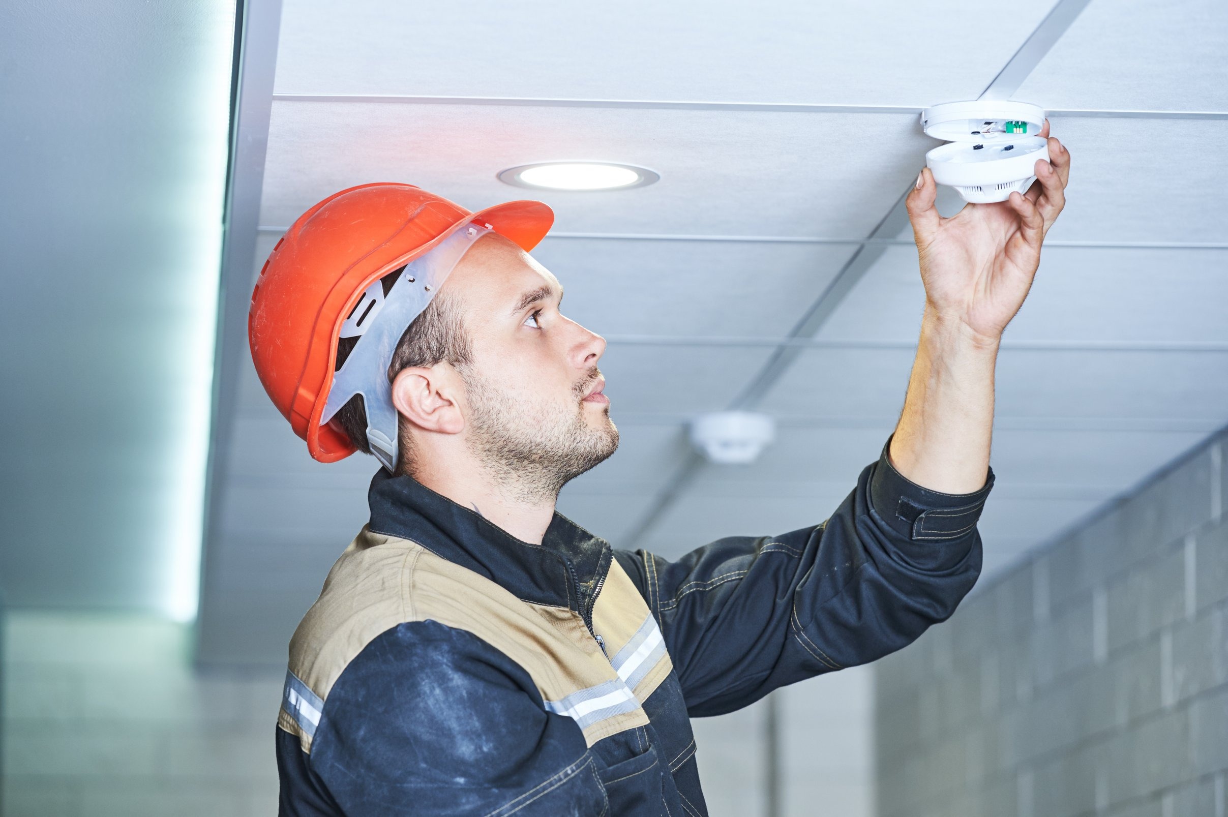 Sử dụng dịch vụ thi công hệ thống PCCC chuyên nghiệp giúp giảm đáng kể chi phí bảo trì